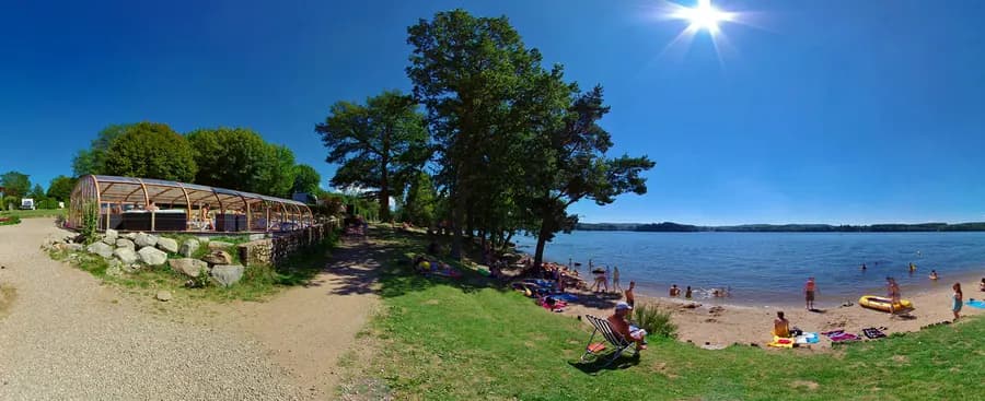 Camping Les Settons — Camping vanlife à Montsauche-les-Settons, Bourgogne-Franche-Comté
