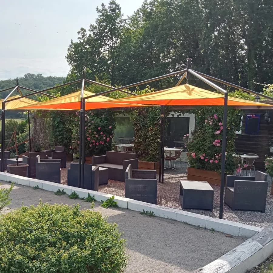 Camping La Perle — Camping vanlife à Saint-Médard-la-Rochette, Nouvelle-Aquitaine