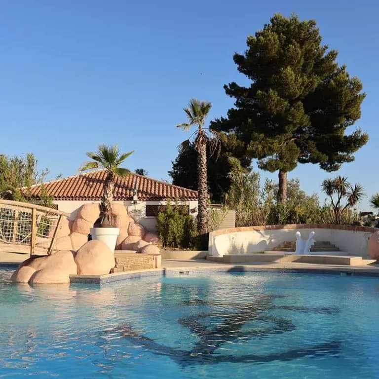 Camping Le Camarguais — Camping vanlife à Saintes-Maries-de-la-Mer, Provence-Alpes-Côte d'Azur